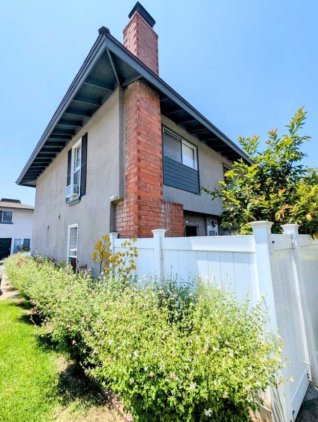 4019 Bryant Ct in Cypress, CA - Building Photo - Building Photo