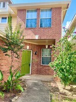 14744 Branchwest Dr in Houston, TX - Building Photo