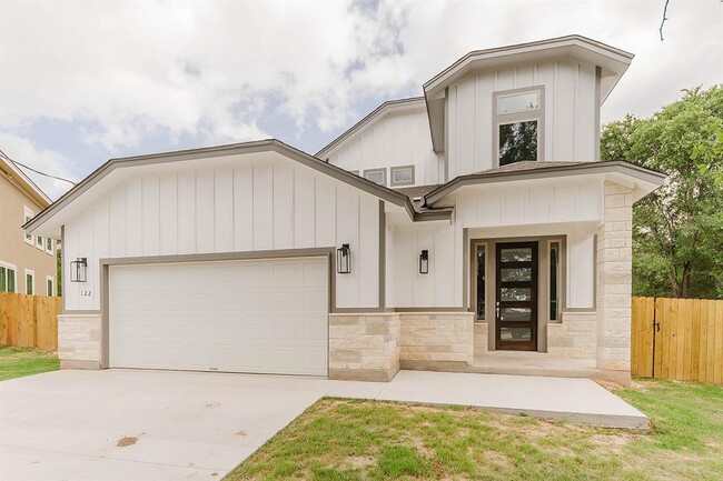 property at 122 Kikipua