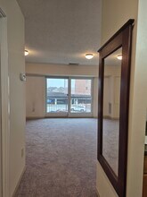 133 Commander Shea Blvd, Unit 215 in Quincy, MA - Building Photo - Building Photo