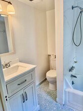 2210 N Lexington St in Arlington, VA - Foto de edificio - Building Photo