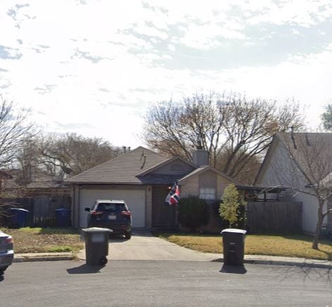 property at 4406 Knollchase