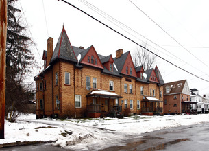 417-423 E Garfield Ave in New Castle, PA - Building Photo - Building Photo