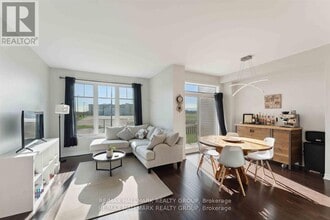 203 Finsbury Ave in Ottawa, ON - Building Photo - Building Photo