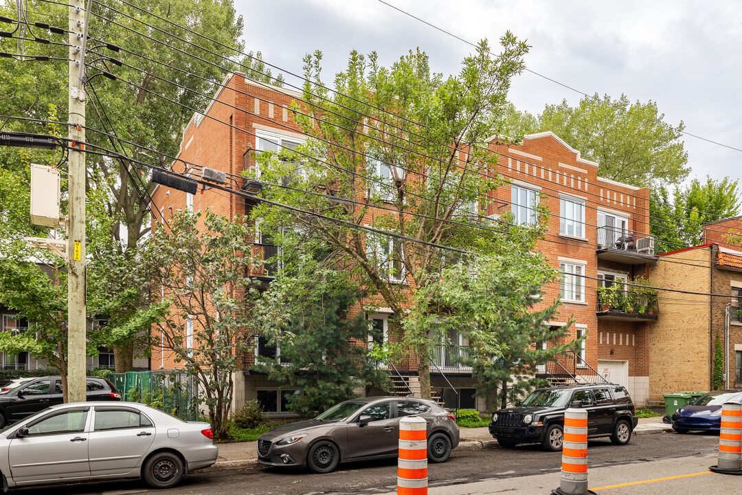 1920-1930 Alexandre-Desève Rue in Montréal, QC - Building Photo