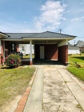 1007 16th Ave in Conway, SC - Building Photo - Building Photo