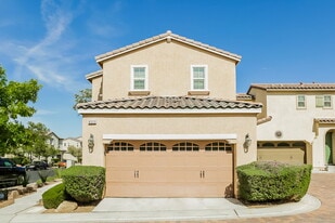 8325 Lower Trailhead Ave in Las Vegas, NV - Building Photo