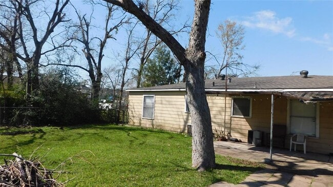 2206 Silverbonnet St in Houston, TX - Building Photo - Building Photo