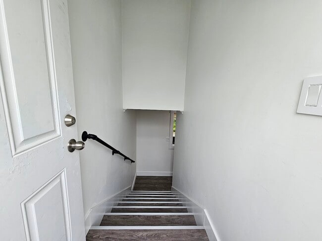 33900 Mayfair Ave in Abbotsford, BC - Foto de edificio - Building Photo