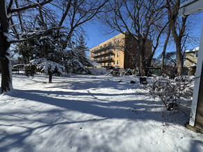 15 Ditmar St in Quincy, MA - Foto de edificio - Building Photo