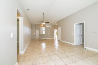 3258 Fairfield Dr in Kissimmee, FL - Building Photo - Building Photo