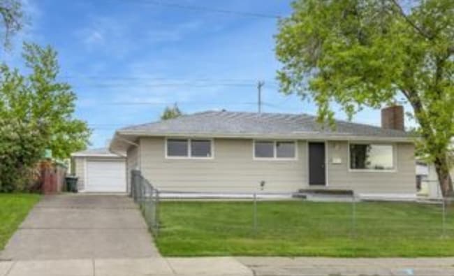 property at 4620 3rd Ave S