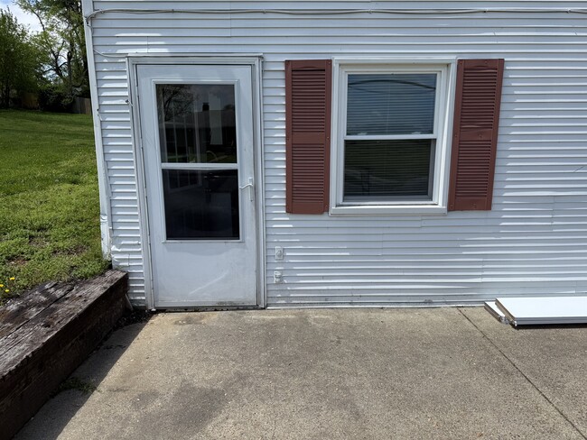 6523 Heathervale Ct, Unit 6523 Heathervale Court in Newburgh, IN - Foto de edificio - Building Photo