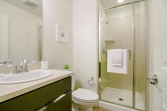 890 White Moonstone Loop in San Jose, CA - Building Photo - Building Photo