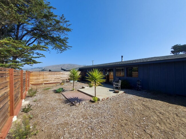 3005 Maryana Dr in Bodega Bay, CA - Building Photo - Building Photo