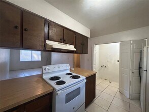 707 SW 68th Terrace in Gainesville, FL - Building Photo - Building Photo