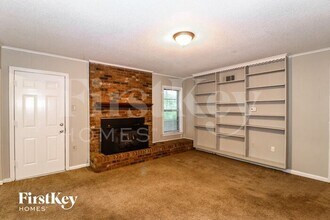5171 Gloucester Ave in Memphis, TN - Building Photo - Building Photo