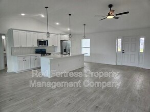 22 NW 23rd Ave in Cape Coral, FL - Building Photo - Building Photo