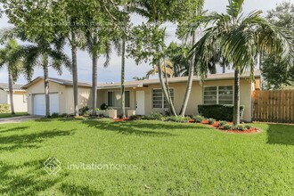 10331 NW 18th Pl in Pembroke Pines, FL - Building Photo - Building Photo