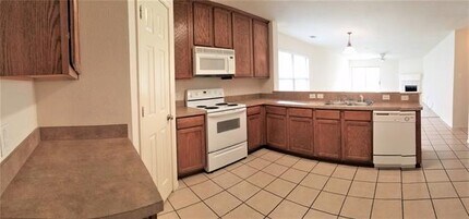 13225 Settlers Trail in Fort Worth, TX - Building Photo - Building Photo