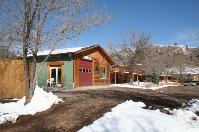 Lakeshore Marina Condo's in Fort Collins, CO - Building Photo - Building Photo