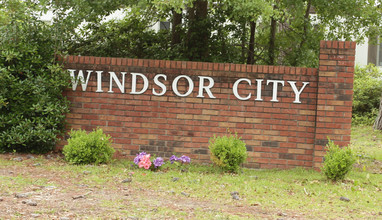 Windsor City Mobile Home Park in Sumter, SC - Foto de edificio - Building Photo