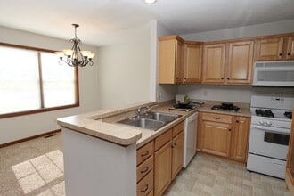 158 Tulip Blvd in Goshen, IN - Building Photo - Building Photo