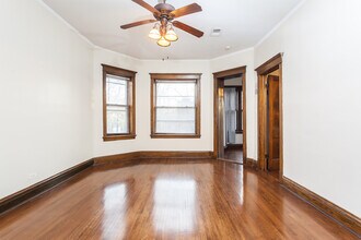 2200 W Cortez St in Chicago, IL - Building Photo - Building Photo