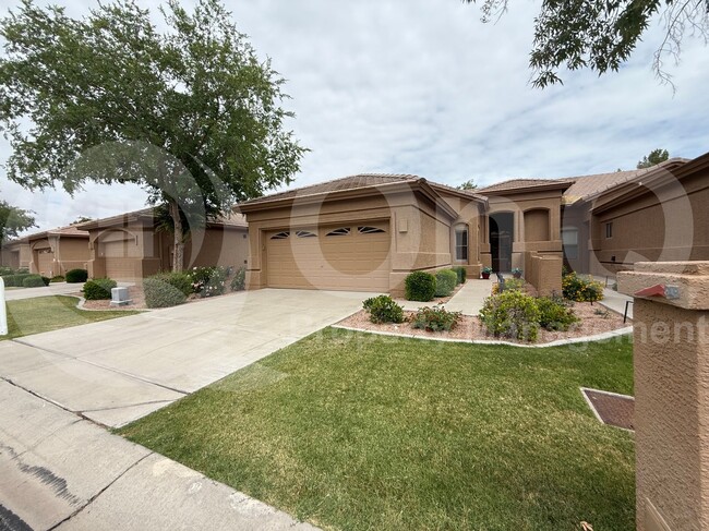 9634 E Rocky Lake Dr in Sun Lakes, AZ - Building Photo - Building Photo
