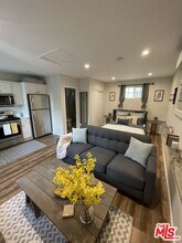 4411 Radford Ave in Los Angeles, CA - Building Photo - Building Photo