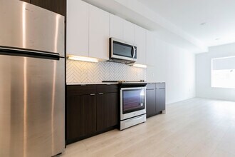 1248 Lecount St, Unit A in Philadelphia, PA - Foto de edificio - Building Photo