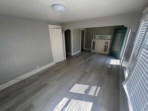 1117-1123 E. Appleton St in Long Beach, CA - Foto de edificio - Interior Photo
