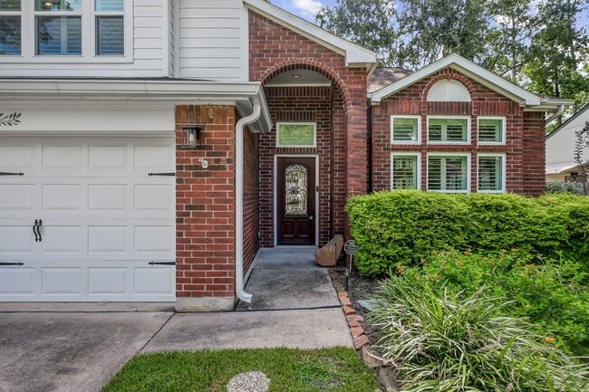 30 Village Knoll Pl in Spring, TX - Foto de edificio - Building Photo