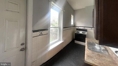 17 N 54th St in Philadelphia, PA - Building Photo - Building Photo