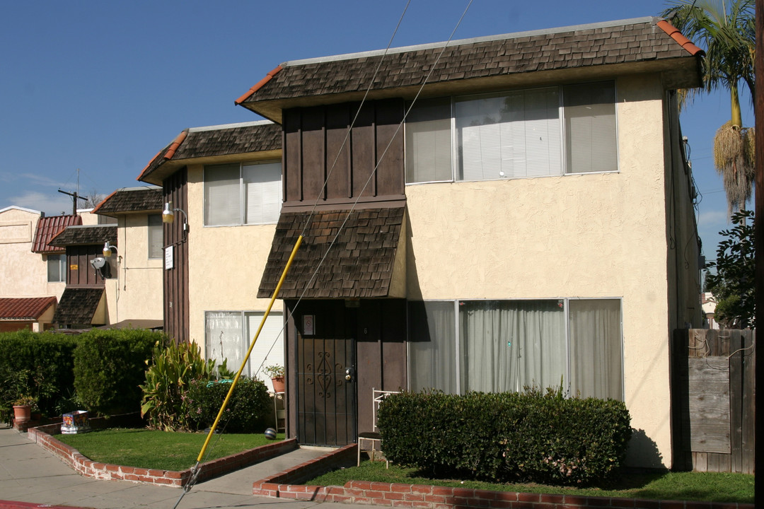 2835 E Spaulding St in Long Beach, CA - Building Photo