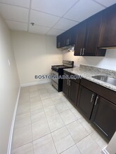 62 Boylston St in Boston, MA - Building Photo - Building Photo