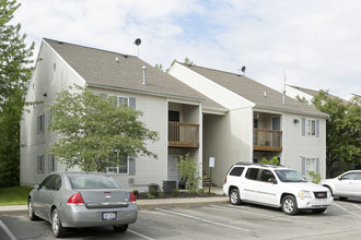 Meadowcreek Apartments in Cedar Springs, MI - Foto de edificio - Building Photo