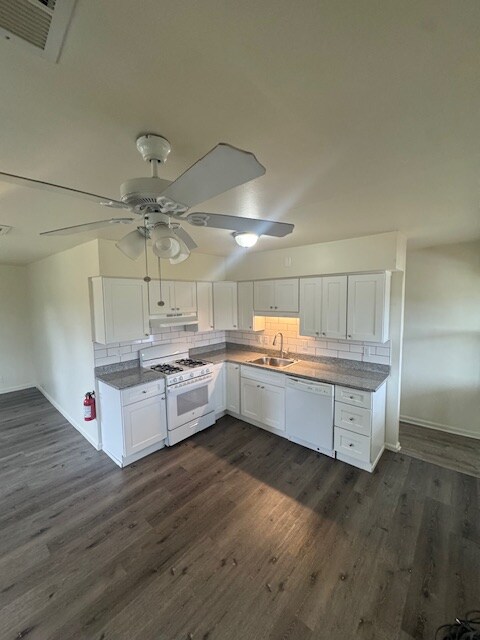 829 Foster Ave in Vineland, NJ - Building Photo