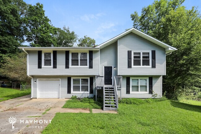 property at 8587 Creekview Ct