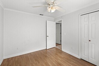 126 Page St, Unit apt a in Orlando, FL - Foto de edificio - Building Photo
