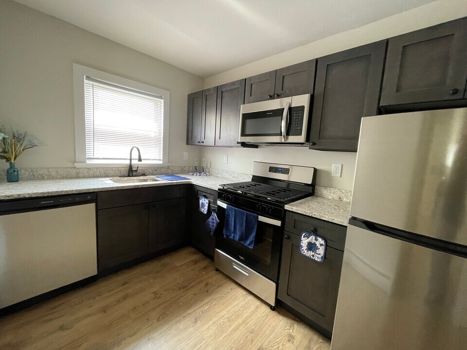 Beechwood Court Apartments in Collingdale, PA - Building Photo