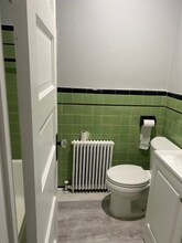 1718 T St SE, Unit Apt 2 in Washington, DC - Building Photo - Building Photo