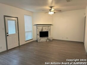 7123 Norman Ln in San Antonio, TX - Building Photo - Building Photo