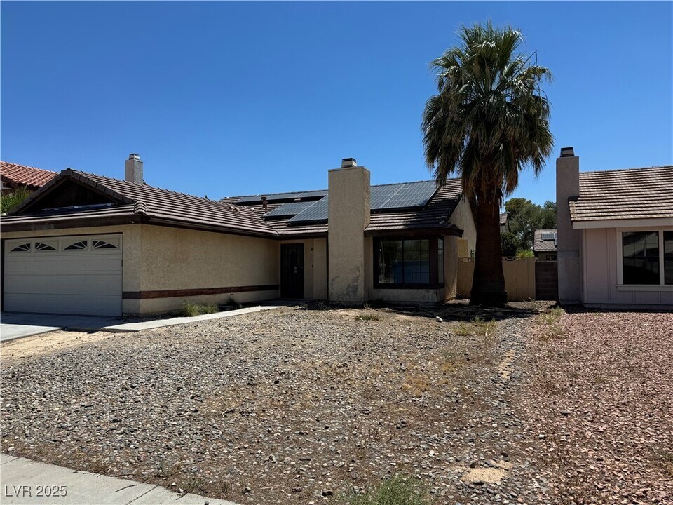 3145 Viewcrest Ave in Henderson, NV - Building Photo