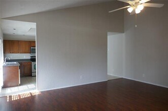 2008 Meadfoot Rd in Carrollton, TX - Building Photo - Building Photo