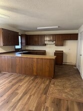 3356 W Camelot St in Springfield, MO - Building Photo - Building Photo