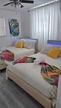 7070 Tyler St in Hollywood, FL - Building Photo - Building Photo