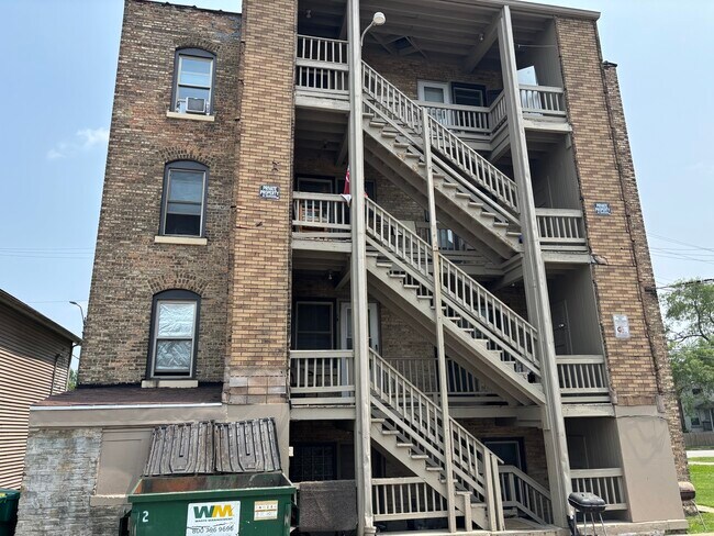 property at 209 N Center St