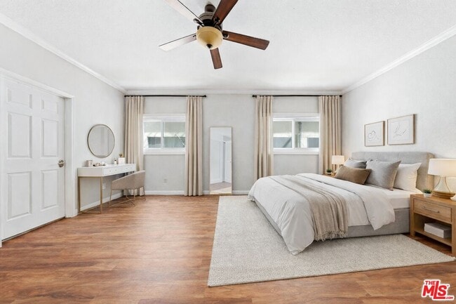 14937 Dickens St in Los Angeles, CA - Building Photo - Building Photo