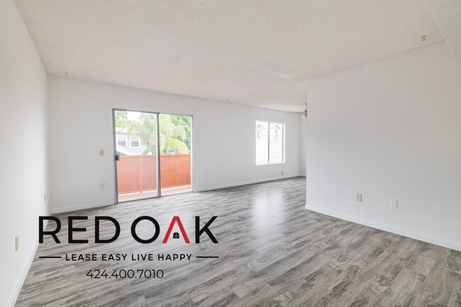 property at 1341 W 37th Pl